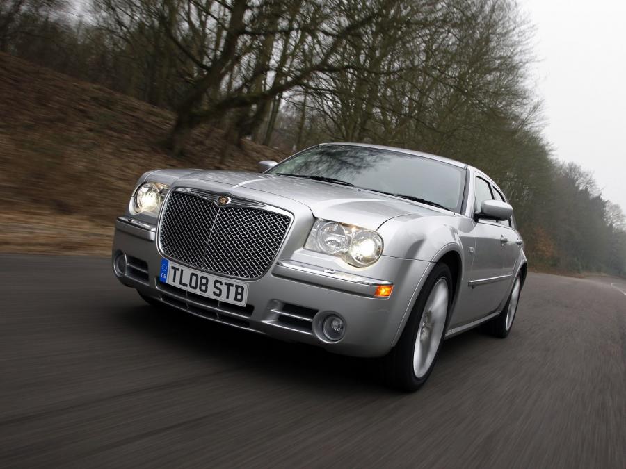  Chrysler 300C Touring CRD SRT-Design 2008 года  (фото 9 из 11)